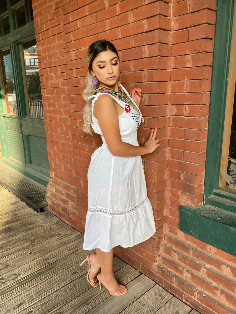 Folklore & Tradition SALE Daisy 4 Folklore & Tradition SALE Daisy