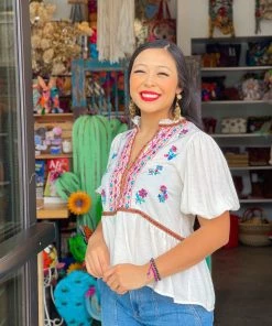 Folklore & Tradition Floral Puff Top Tops