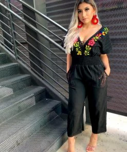 Folklore & Tradition Bottoms Sleeved Sophie Jumper - Black