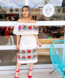 Folklore & Tradition Off-Shoulder Flor De Maria