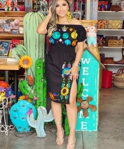 Folklore & Tradition Amaya Dress