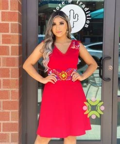 Folklore & Tradition Traditional Julieta Midi