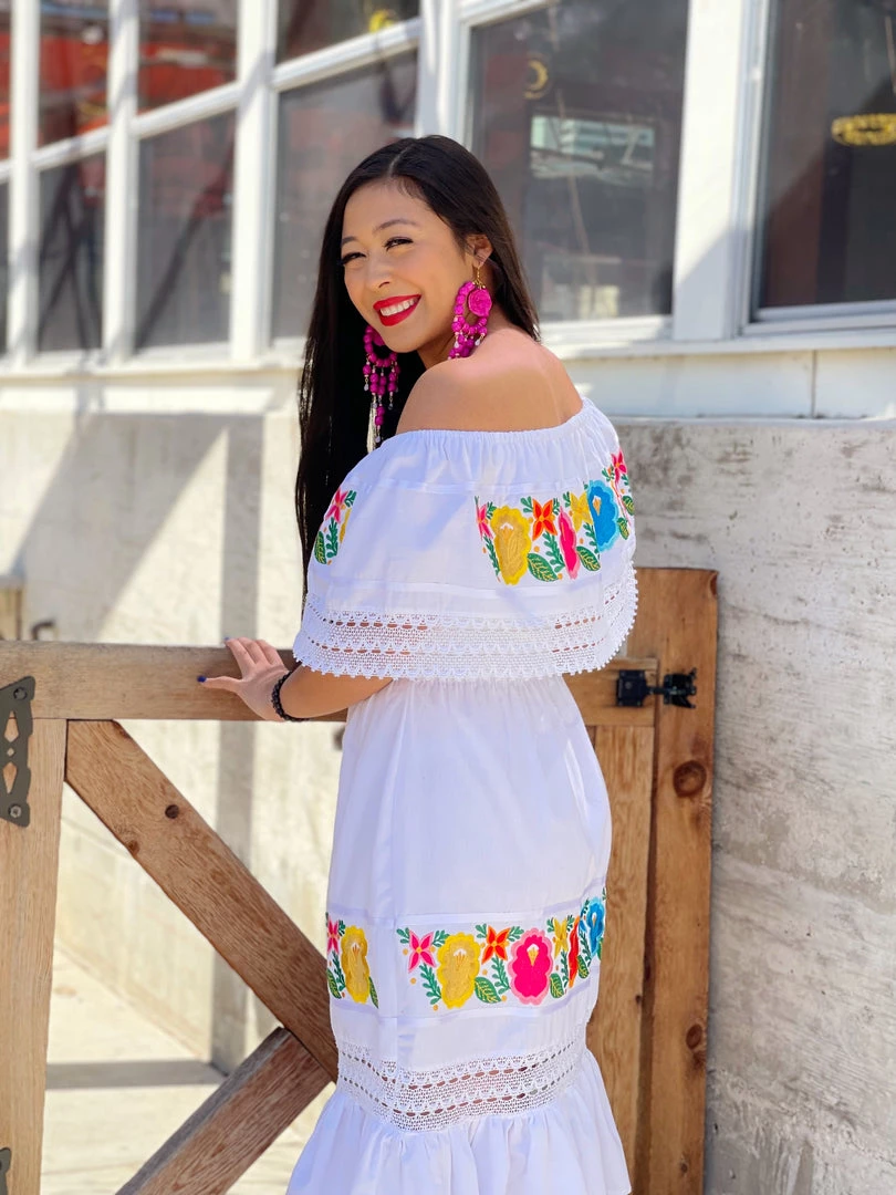 Folklore & Tradition Campesino Floral Lace (White) *Premium* 3 Folklore & Tradition Campesino Floral Lace (White) *Premium*