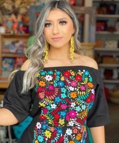 Folklore & Tradition Paola Off-Shoulder