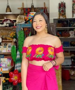 Folklore & Tradition Tops Ruffled Sunflower Crop