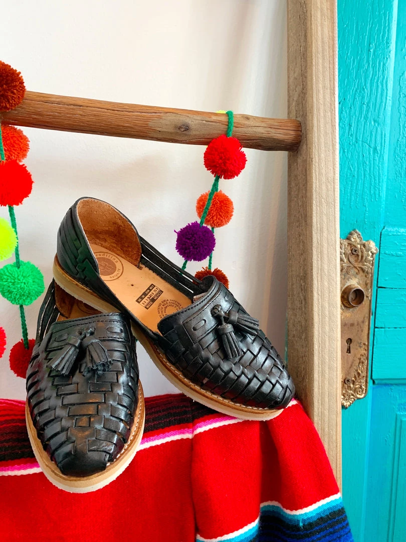 Folklore & Tradition Tasseled Huaraches - Black 2 Folklore & Tradition Tasseled Huaraches - Black