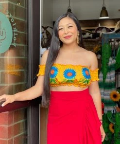 Folklore & Tradition Tops Ruffled Sunflower Crop