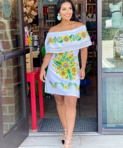 Folklore & Tradition Paulina Off-Shoulder In White