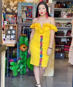 Folklore & Tradition Te Adoro Dress (Yellow)
