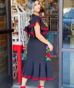 Folklore & Tradition Traditional Bailemos Dress