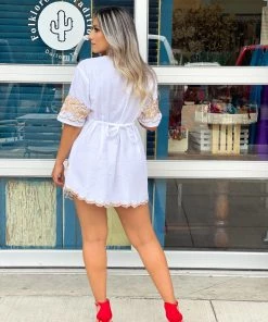 Folklore & Tradition La Reina Blusón - Blanco