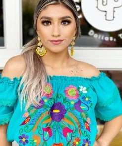 Folklore & Tradition Tulipán Off-Shoulder