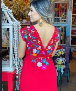 Folklore & Tradition Valentina In Red