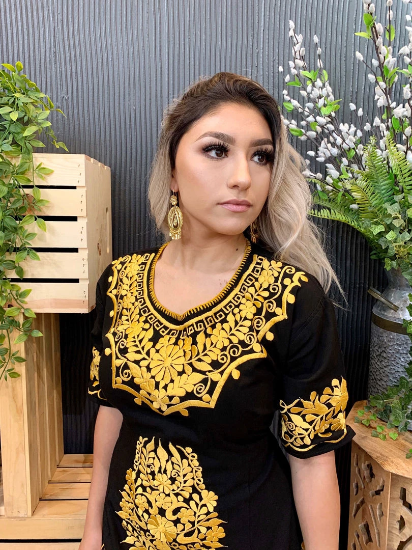 Folklore & Tradition Tops La Reina Blusón - 24K Gold 3 Folklore & Tradition Tops La Reina Blusón - 24K Gold