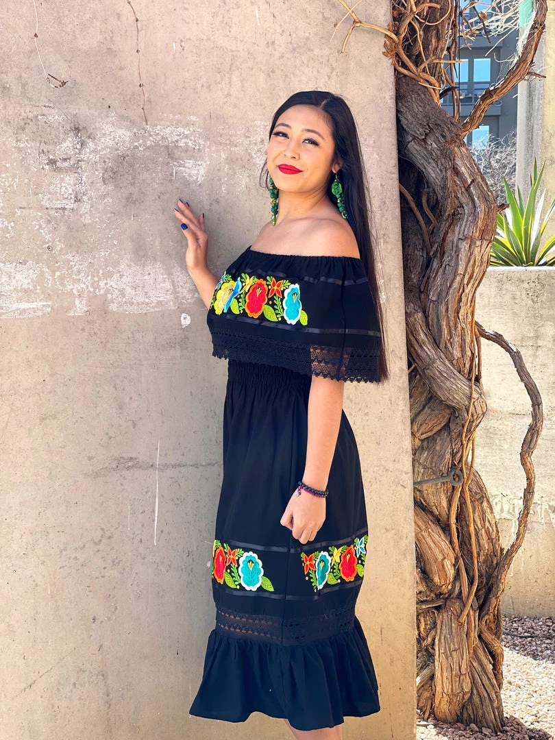 Folklore & Tradition Campesino Floral Lace (Black) *Premium* 1 Folklore & Tradition Campesino Floral Lace (Black) *Premium*