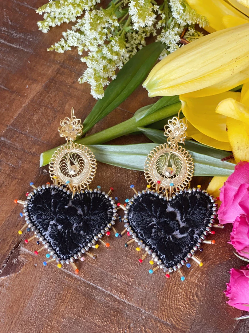 Folklore & Tradition San Antonino Hearts No.12 1 Folklore & Tradition San Antonino Hearts No.12