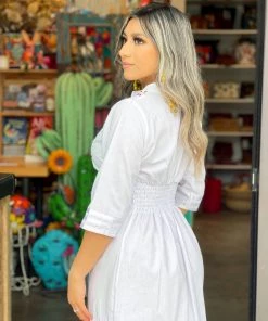 Folklore & Tradition Traditional Linda Oaxaca Dress