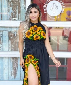 Folklore & Tradition Traditional Palenque Yellow Sunflower