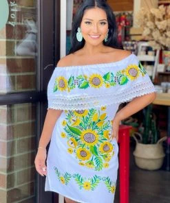 Folklore & Tradition Paulina Off-Shoulder In White