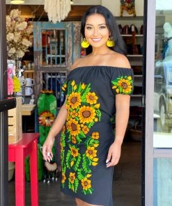 Folklore & Tradition Mi Hermosa Traditional