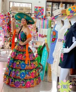 Folklore & Tradition Chiapas Folklorico Collection Fiesta Chiapas