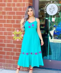 Folklore & Tradition Dulce Verano Dress Traditional